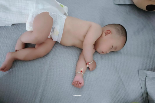 长春宝宝口水多怎么回事